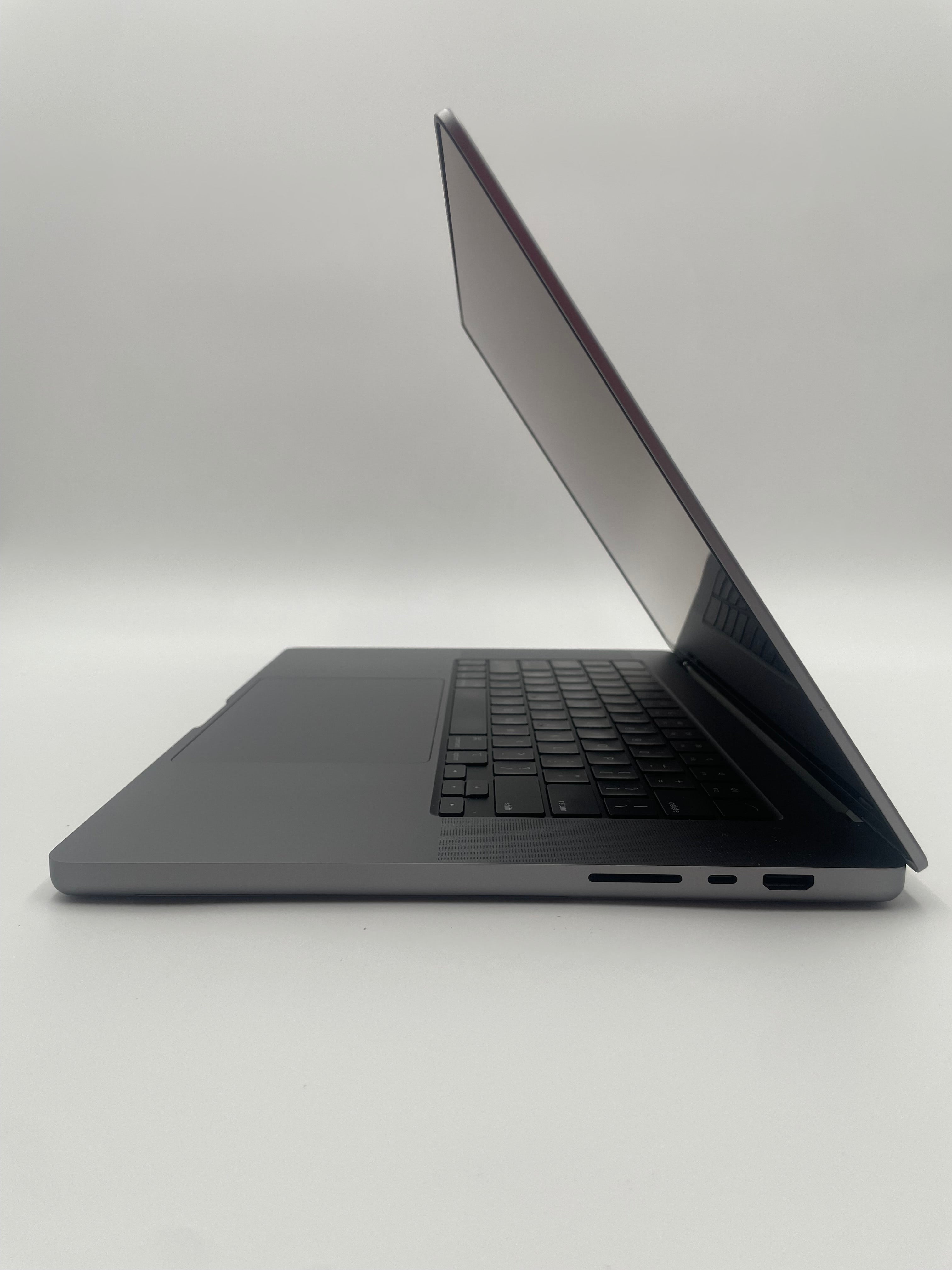 2023 Apple MacBook Pro 16" (M2 Max, 2 TB SSD) - B Grade (Minimal wear)