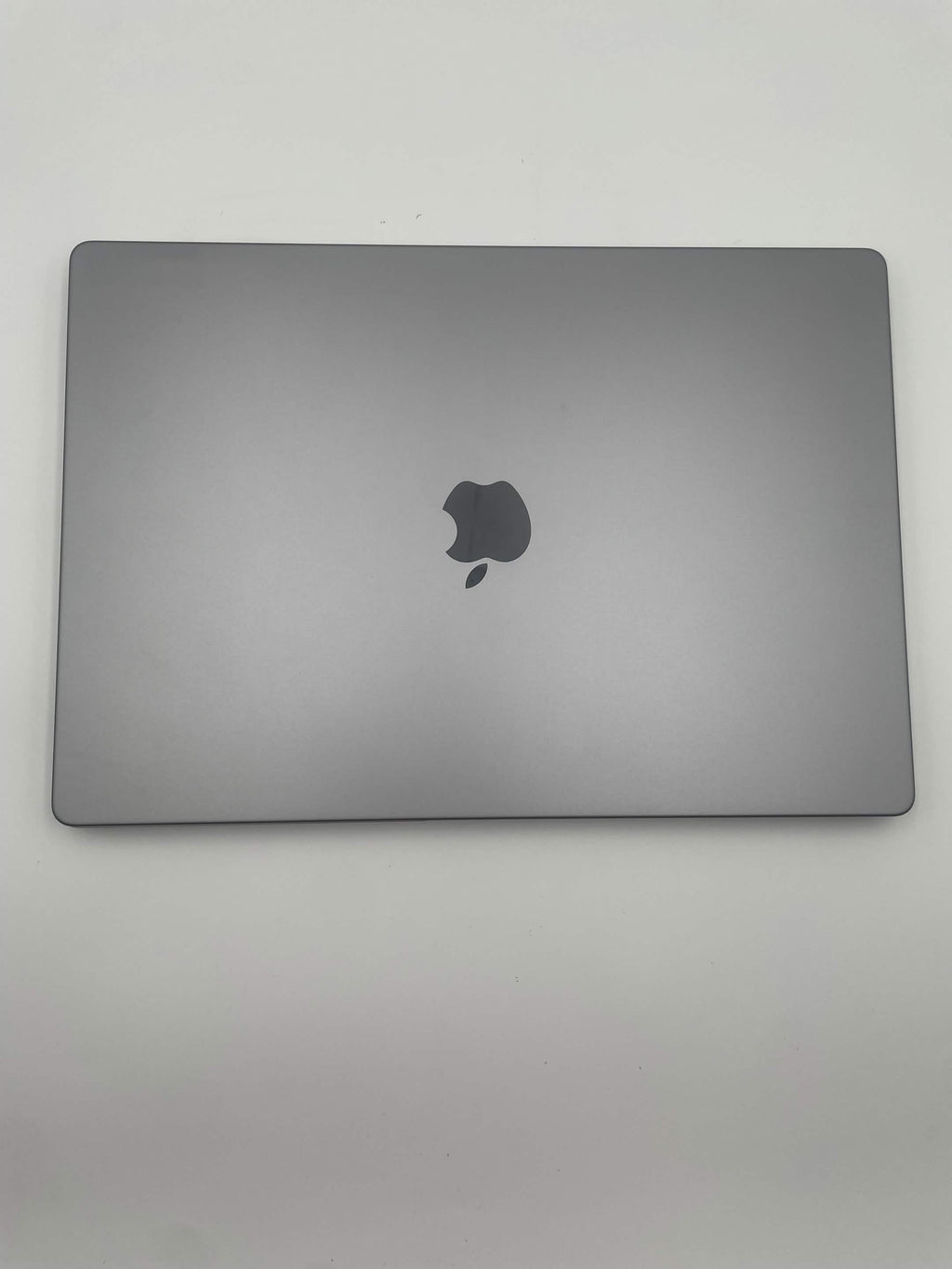 2021 Apple MacBook Pro 16" (M1 Max, 1 TB SSD) - B Grade (Minimal KB wear)