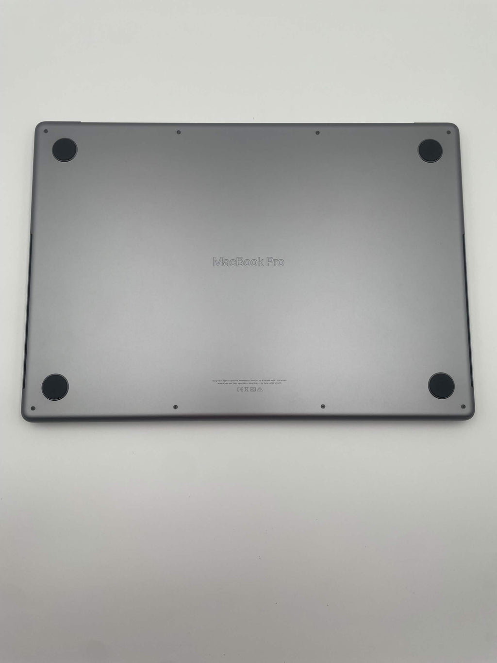 2021 Apple MacBook Pro 16" (M1 Max, 1 TB SSD) - B Grade (Minimal KB wear)