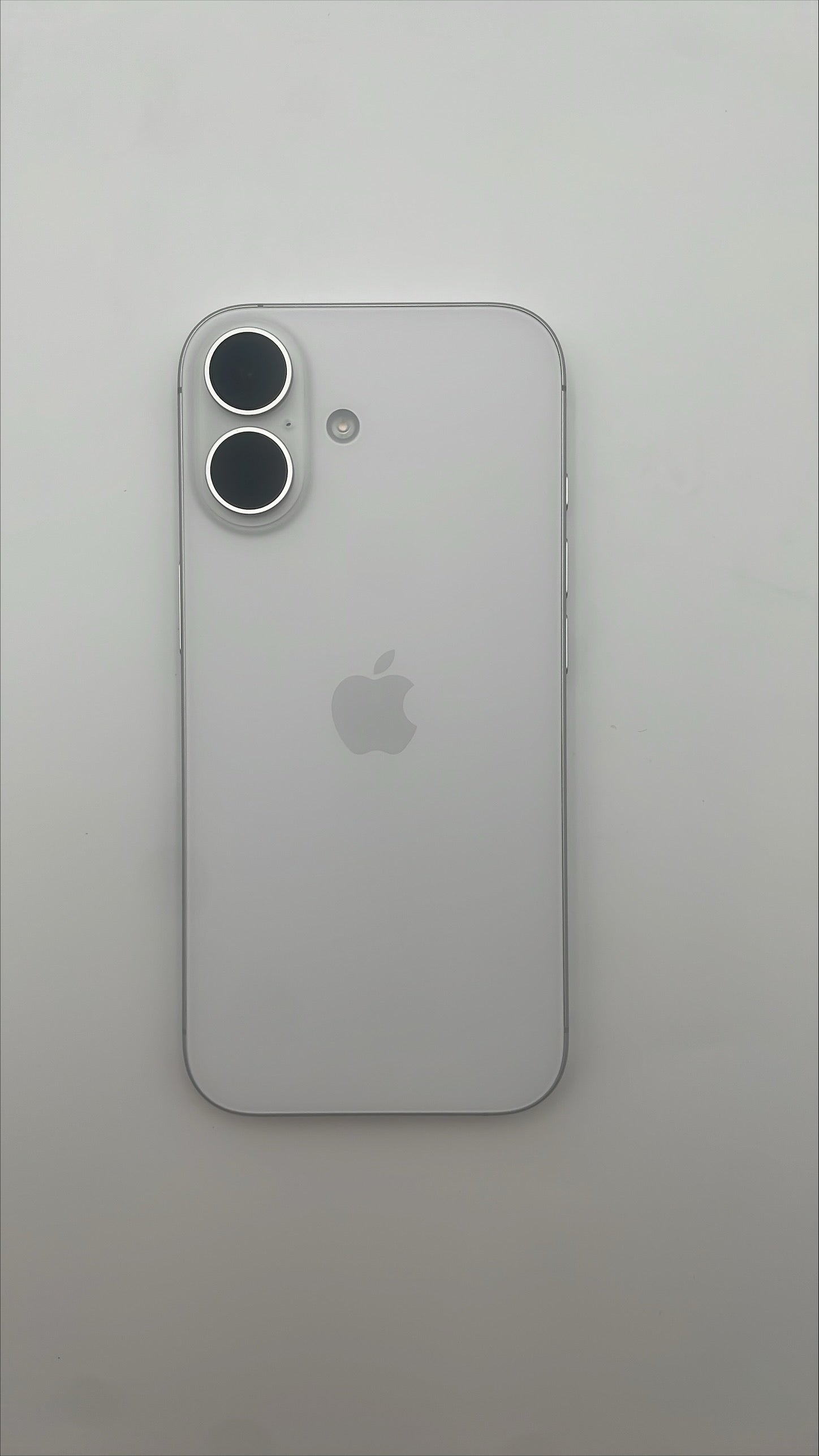 Apple iPhone 17 256 GB - White - Premium Grade (Unlocked)