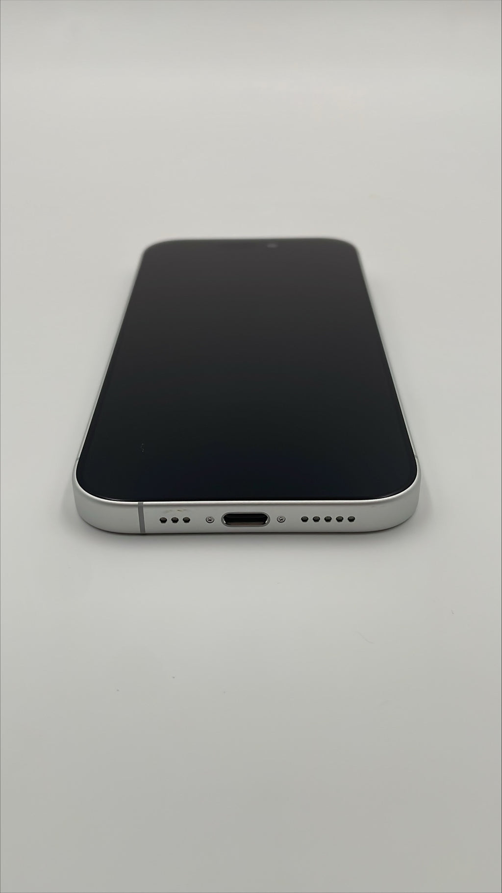 Apple iPhone 17 256 GB - White - Premium Grade (Unlocked)