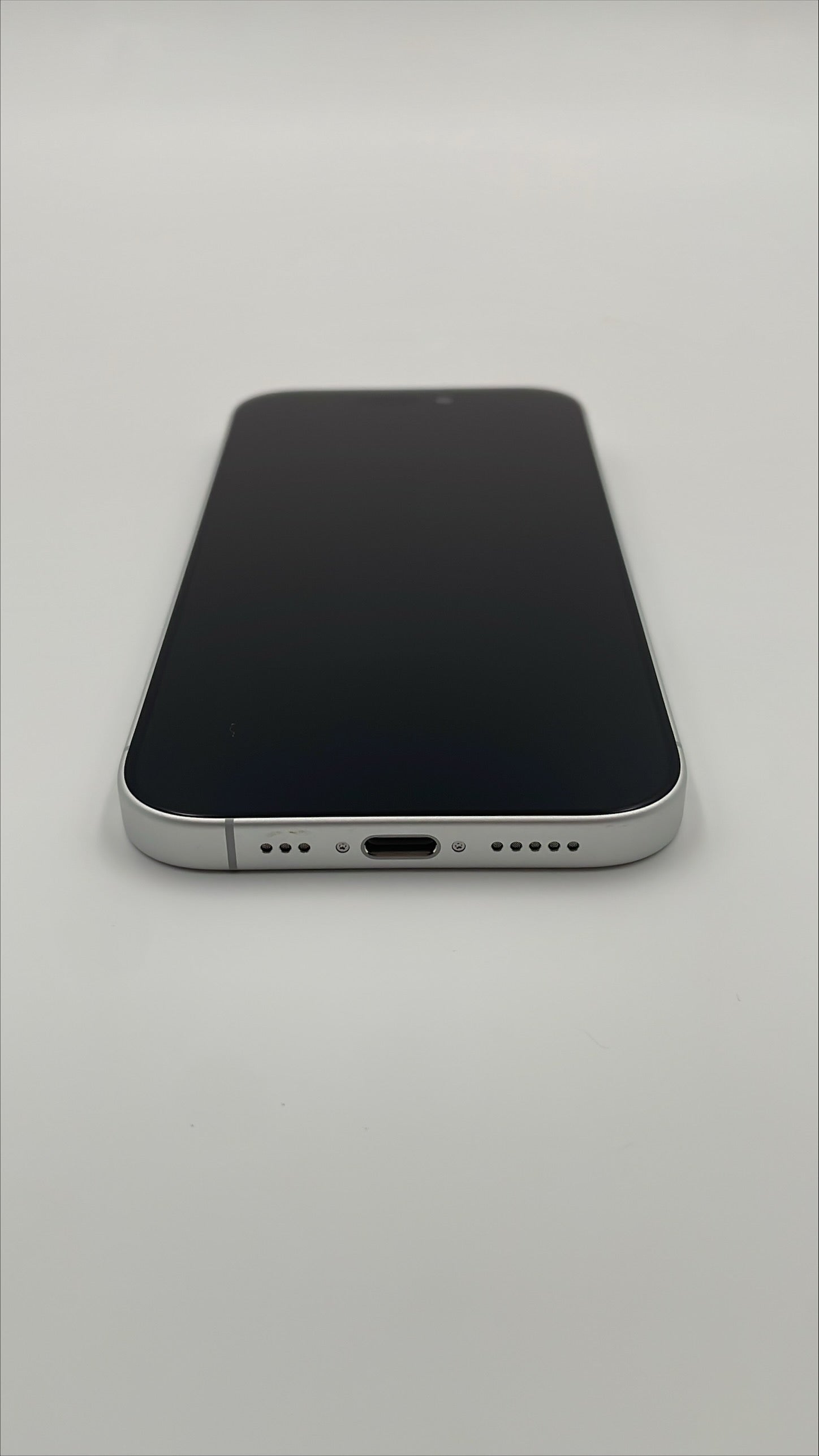 Apple iPhone 17 256 GB - White - Premium Grade (Unlocked)